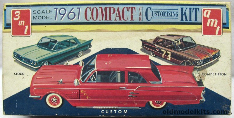 AMT 1/25 1961 Pontiac Tempest - Four Door - 3 in 1 Kit, 139 plastic model kit